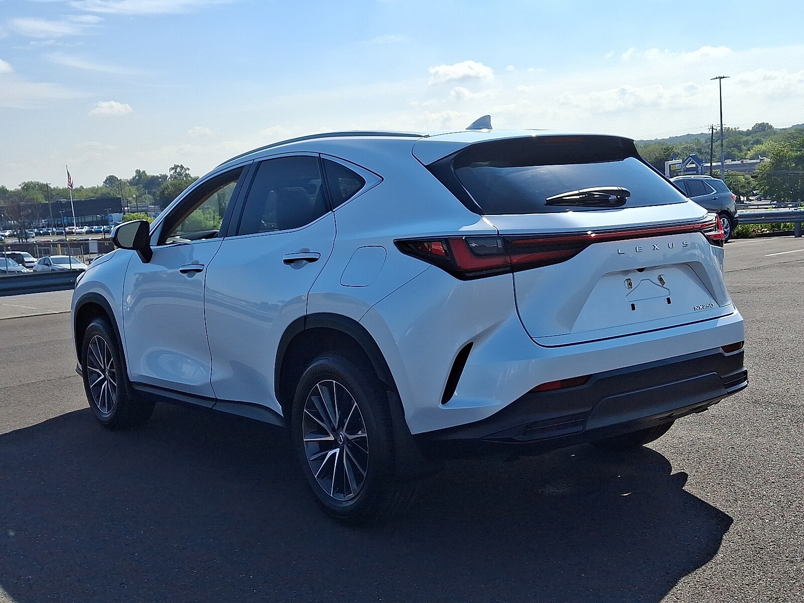 2024 Lexus NX 250 photo 4