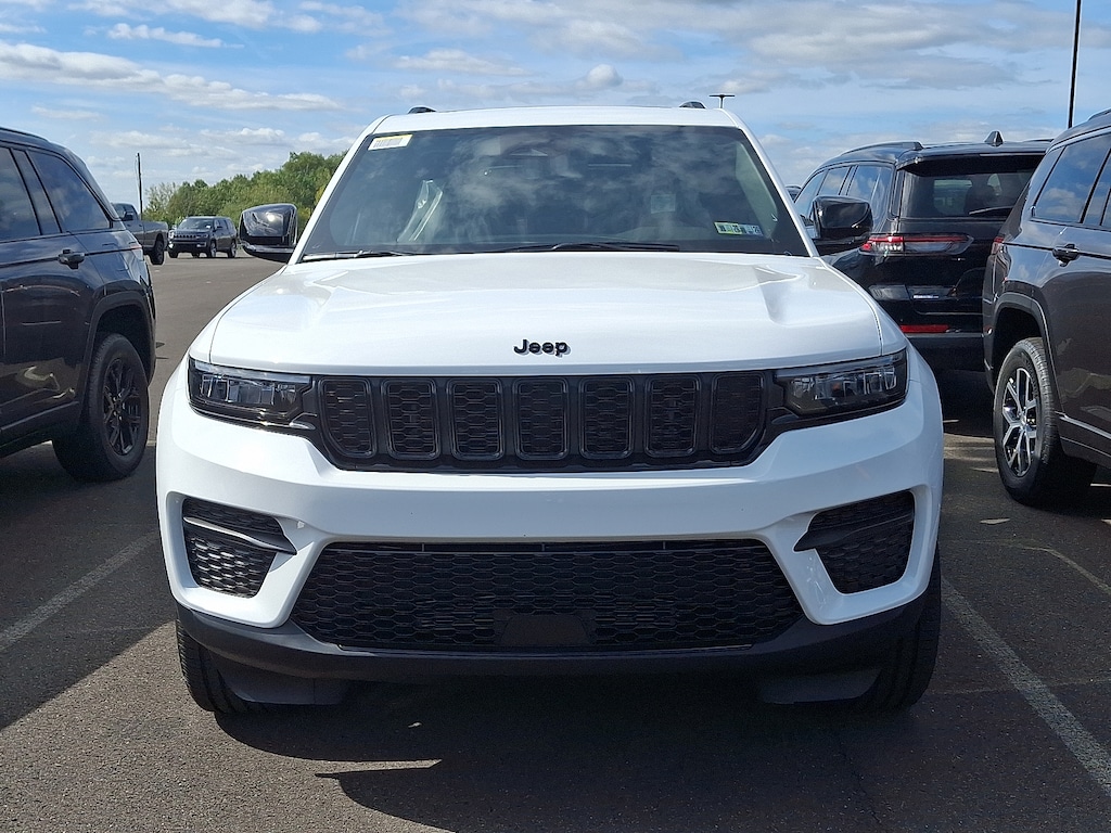 New 2025 Jeep Grand Cherokee Altitude X 4x4 Sport Utility