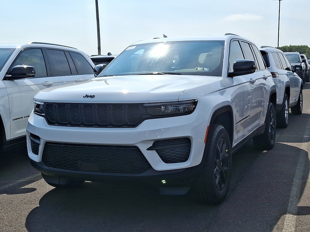 New 2025 Jeep Grand Cherokee Altitude X 4x4 Sport Utility