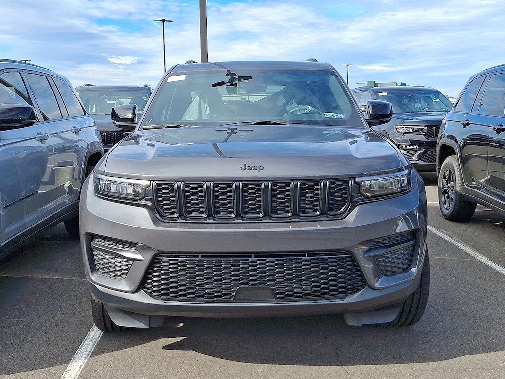New 2025 Jeep Grand Cherokee Altitude X 4x4 Sport Utility