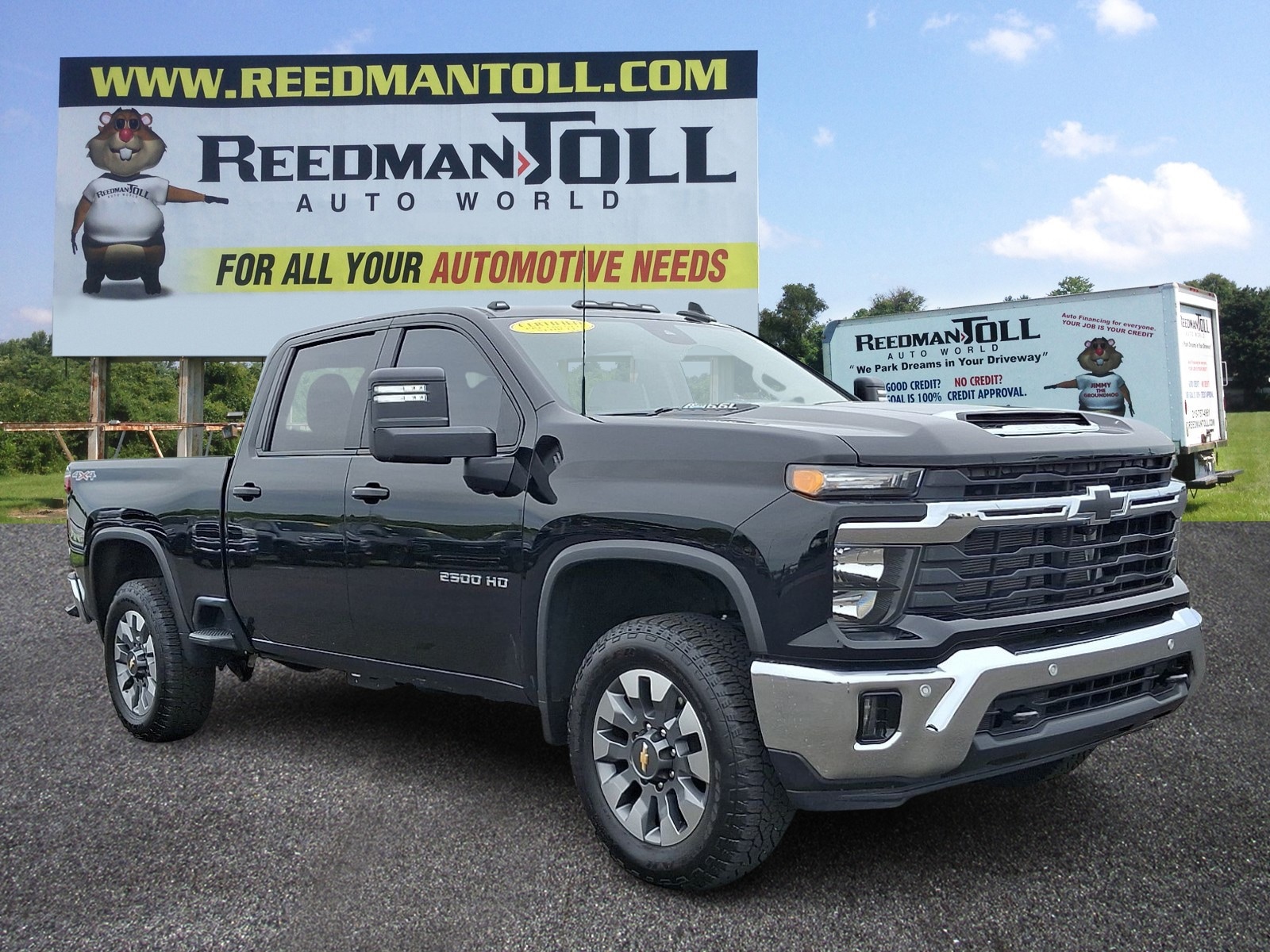 2025 Chevrolet Silverado HD LT 4WD Crew Cab Standard Box's photo