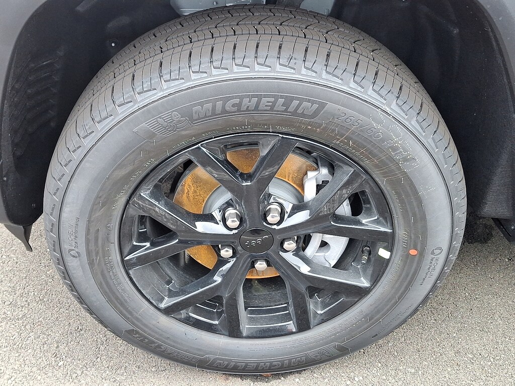 New 2025 Jeep Grand Cherokee Altitude X 4x4 Sport Utility