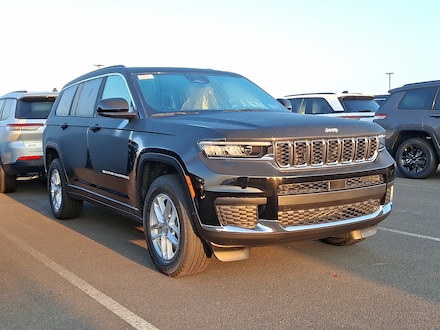 2025 Jeep Grand Cherokee L Laredo X 4x4 Sport Utility