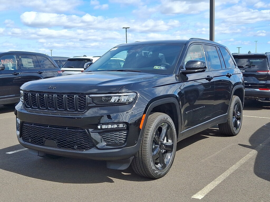 New 2025 Jeep Grand Cherokee Limited 4x4 Sport Utility