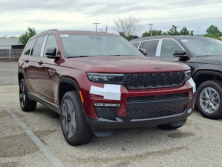 2025 Jeep Grand Cherokee L Limited 4x4 Sport Utility