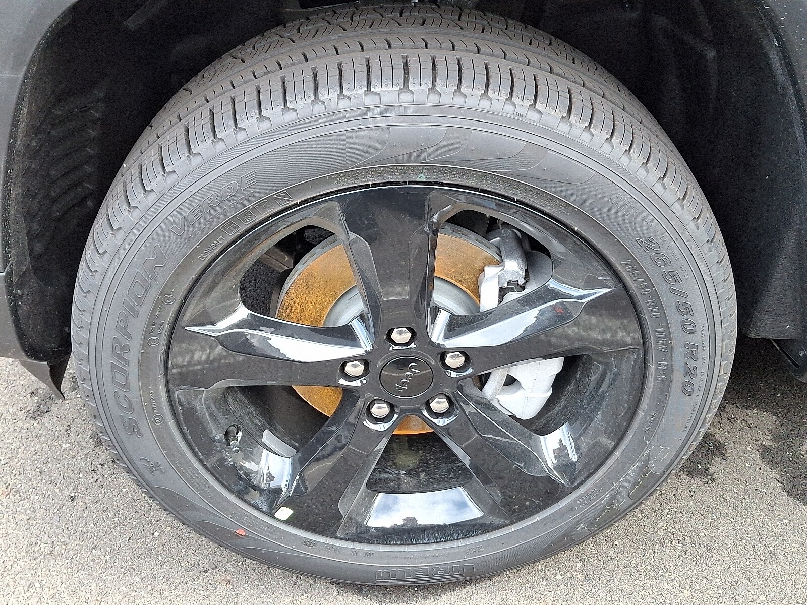 2025 Jeep Grand Cherokee Limited photo 2