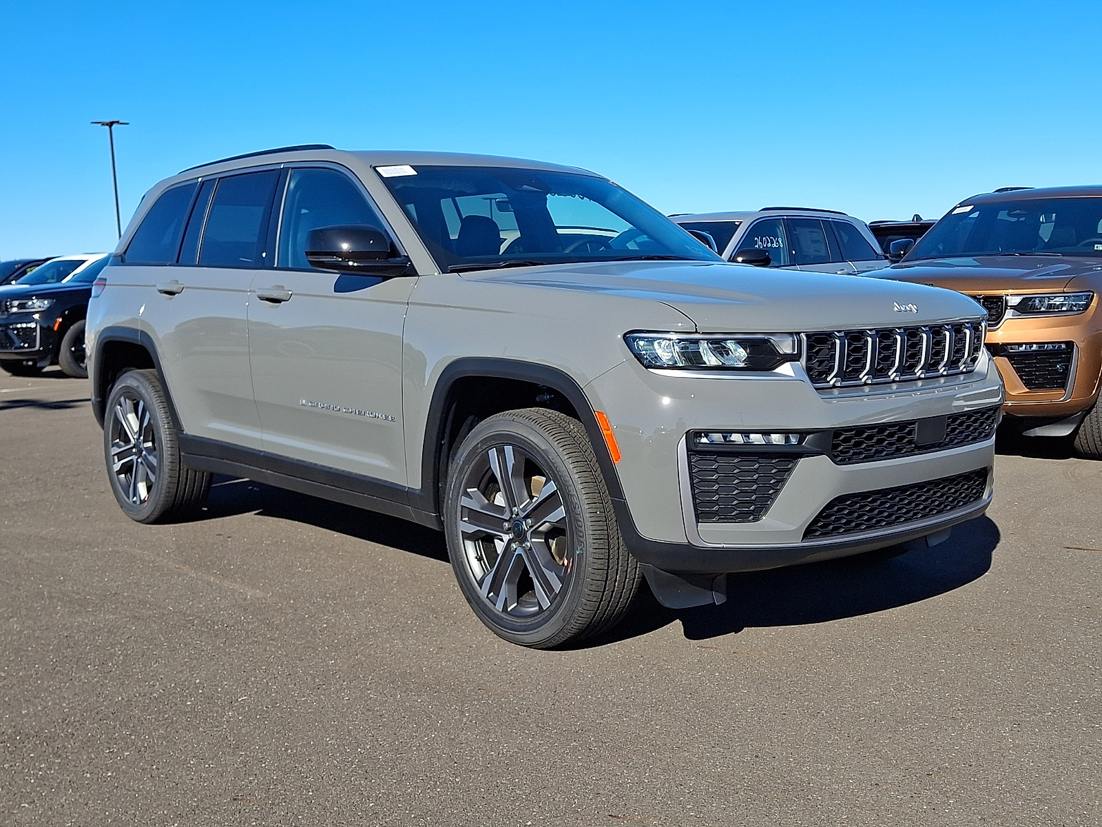 2027 Jeep Grand Cherokee