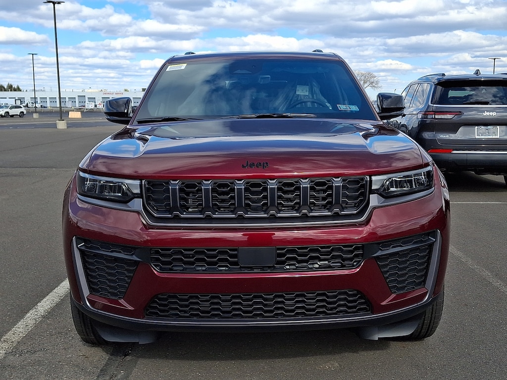 New 2026 Jeep Grand Cherokee Altitude 4x4 Sport Utility