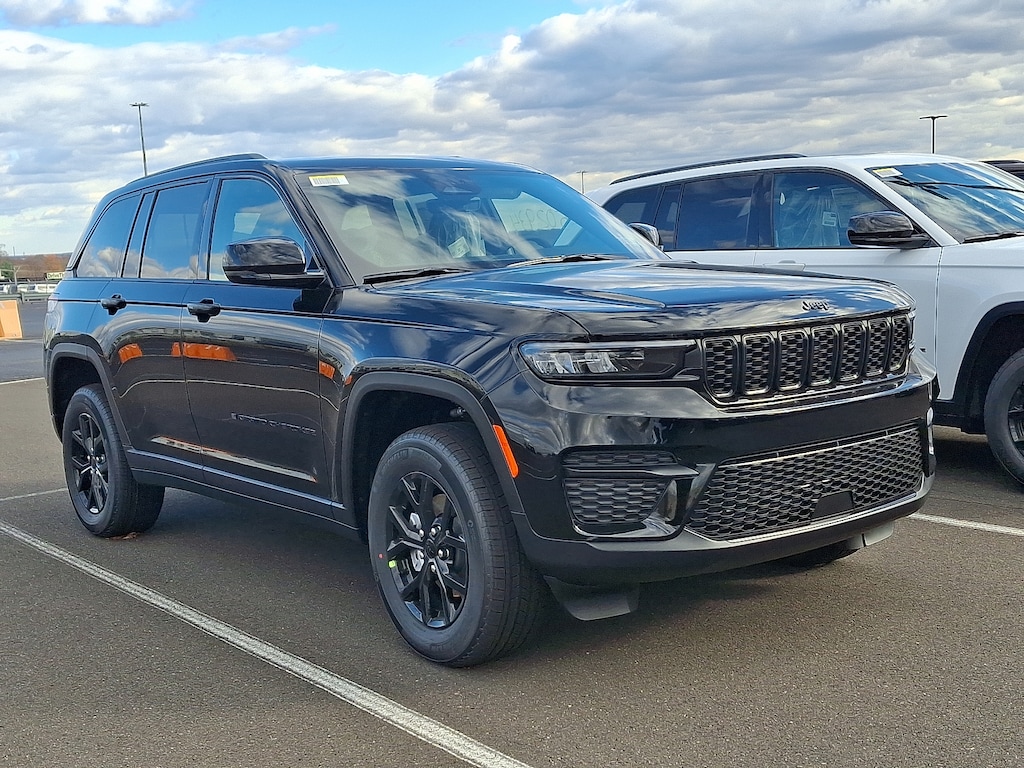 New 2025 Jeep Grand Cherokee Altitude X 4x4 Sport Utility