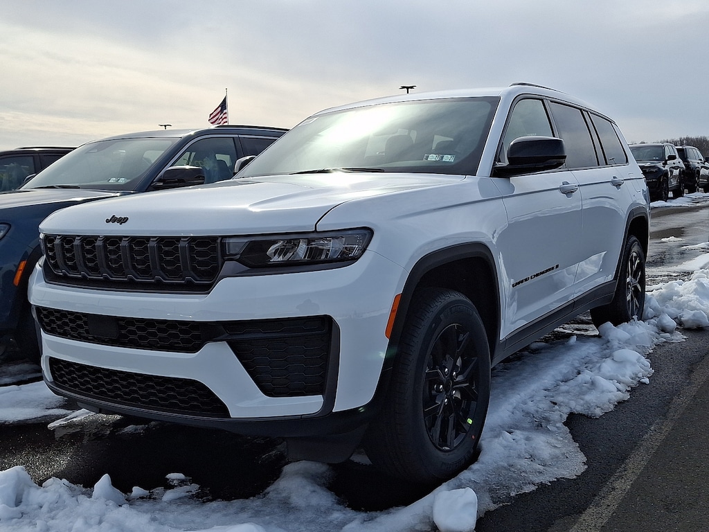 New 2026 Jeep Grand Cherokee L Altitude 4x4 Sport Utility