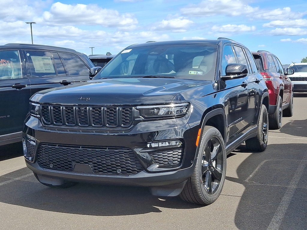 New 2025 Jeep Grand Cherokee Limited 4x4 Sport Utility