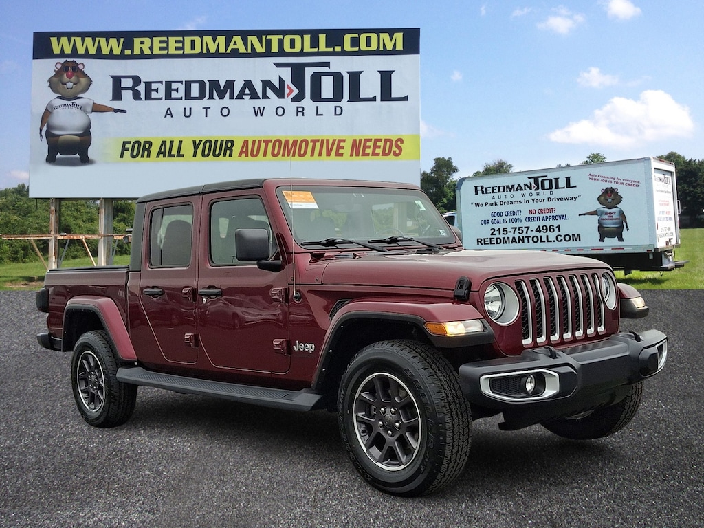 Used 2021 Jeep Gladiator Overland 4X4 Crew Cab Pickup