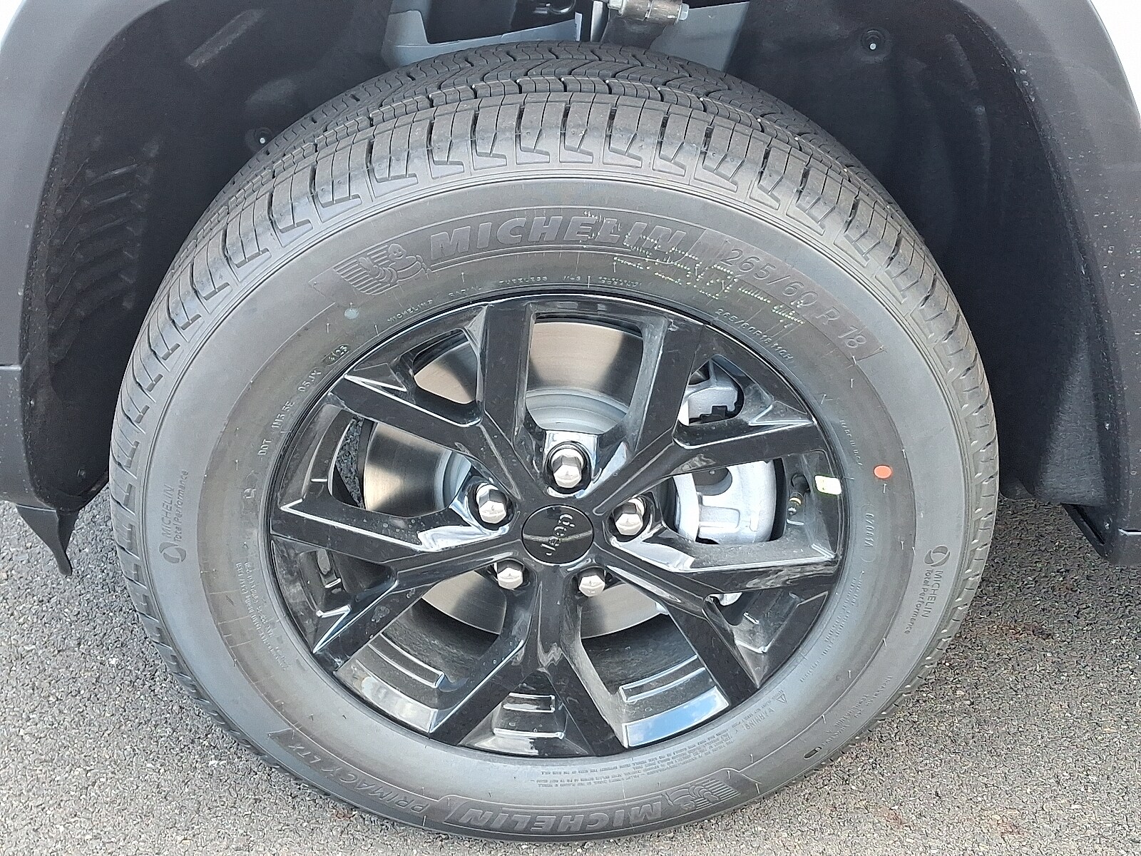 2025 Jeep Grand Cherokee Altitude photo 4