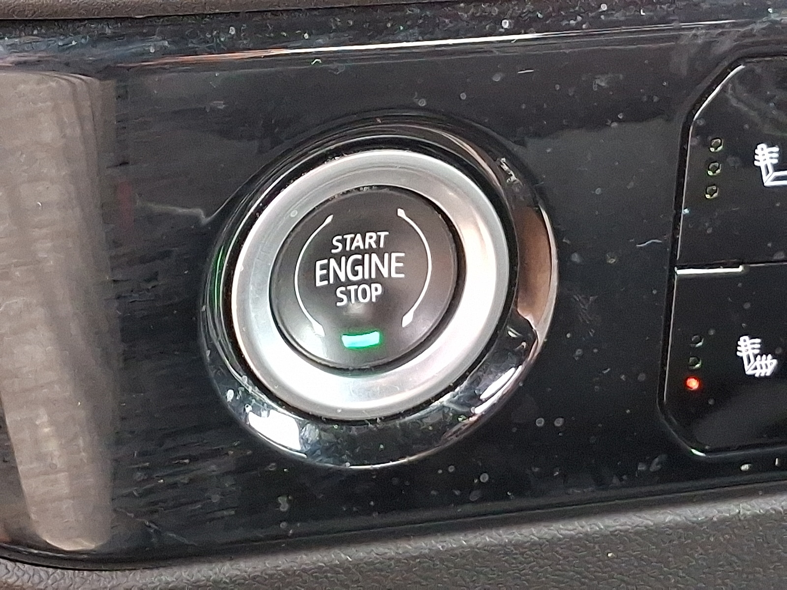 2024 Chevrolet Silverado 1500 LT - Photo 24