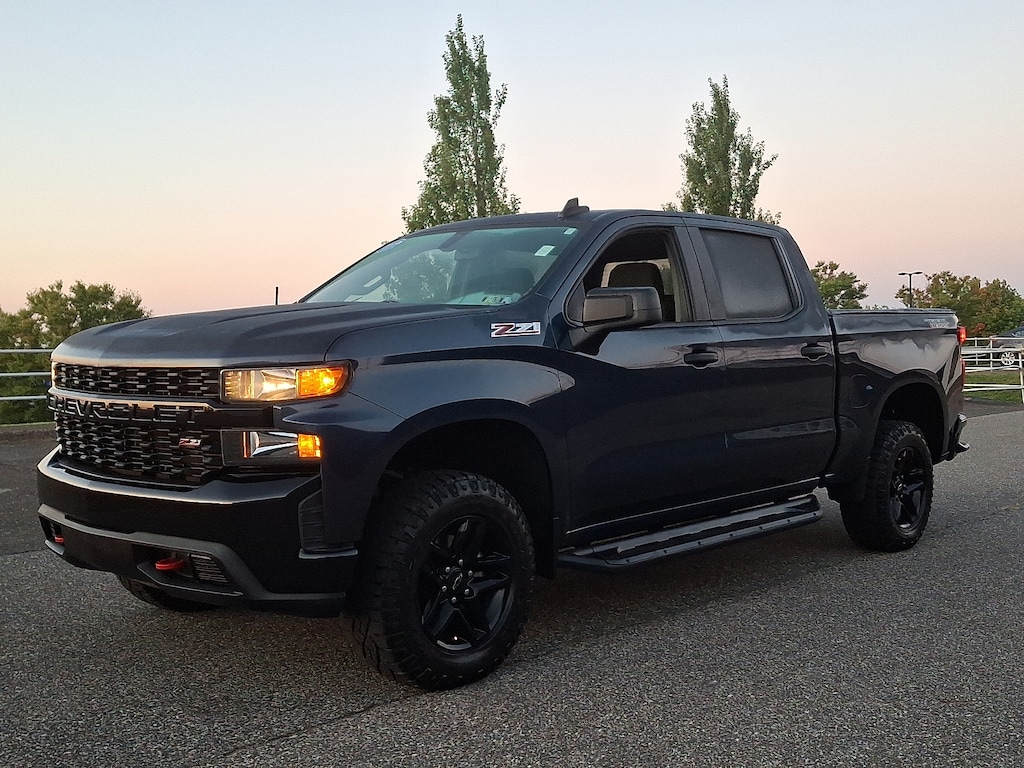 Used 2020 Chevrolet Silverado 1500 4WD Crew Cab Short Bed Custom Trail Boss Crew Cab Pickup