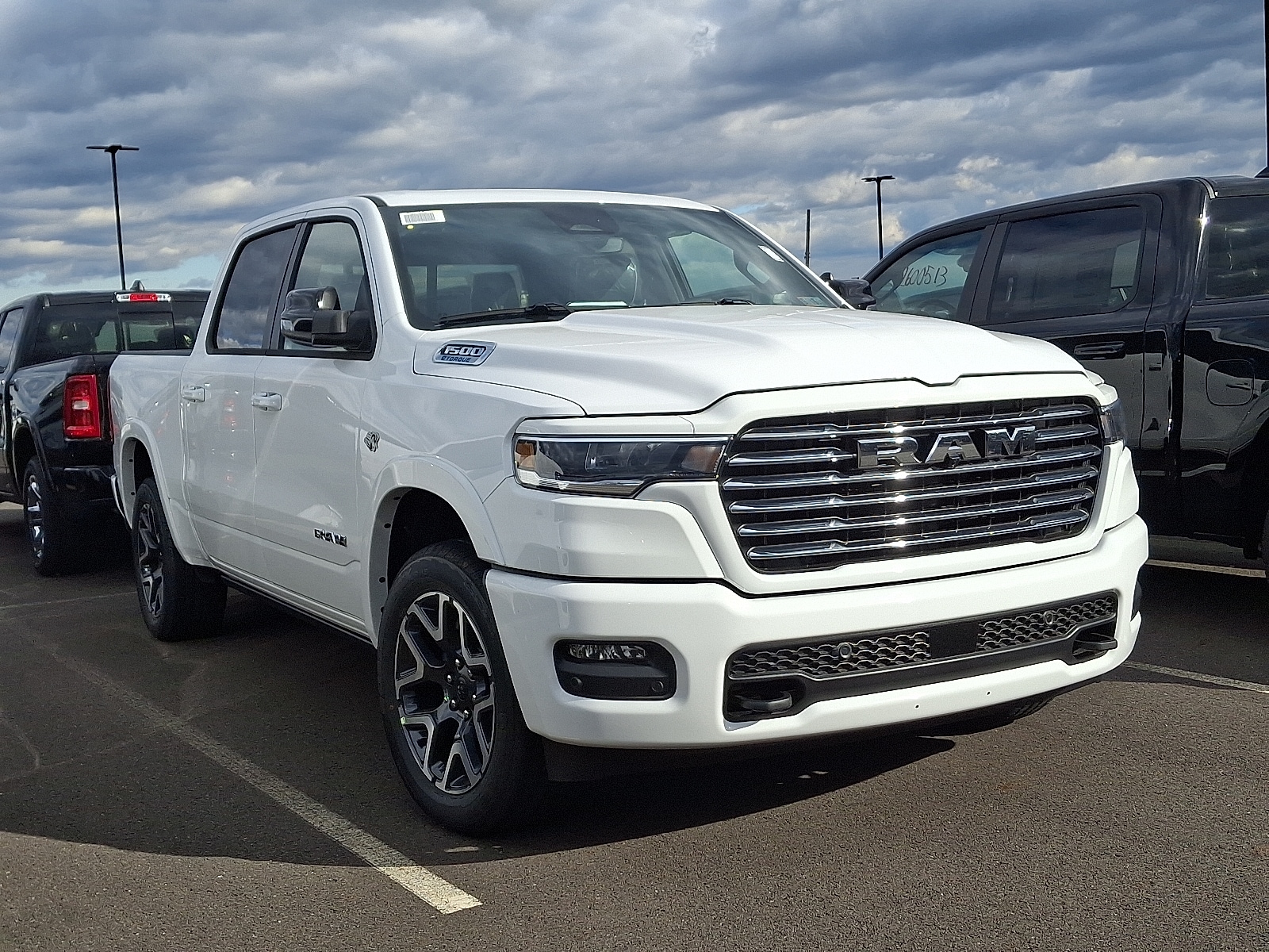 2026 RAM Ram 1500 Pickup Laramie's photo