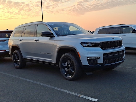 2025 Jeep Grand Cherokee L Limited 4x4 Sport Utility