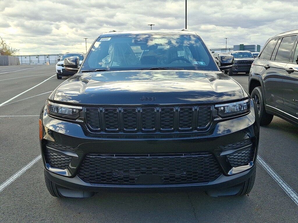 New 2025 Jeep Grand Cherokee Altitude X 4x4 Sport Utility