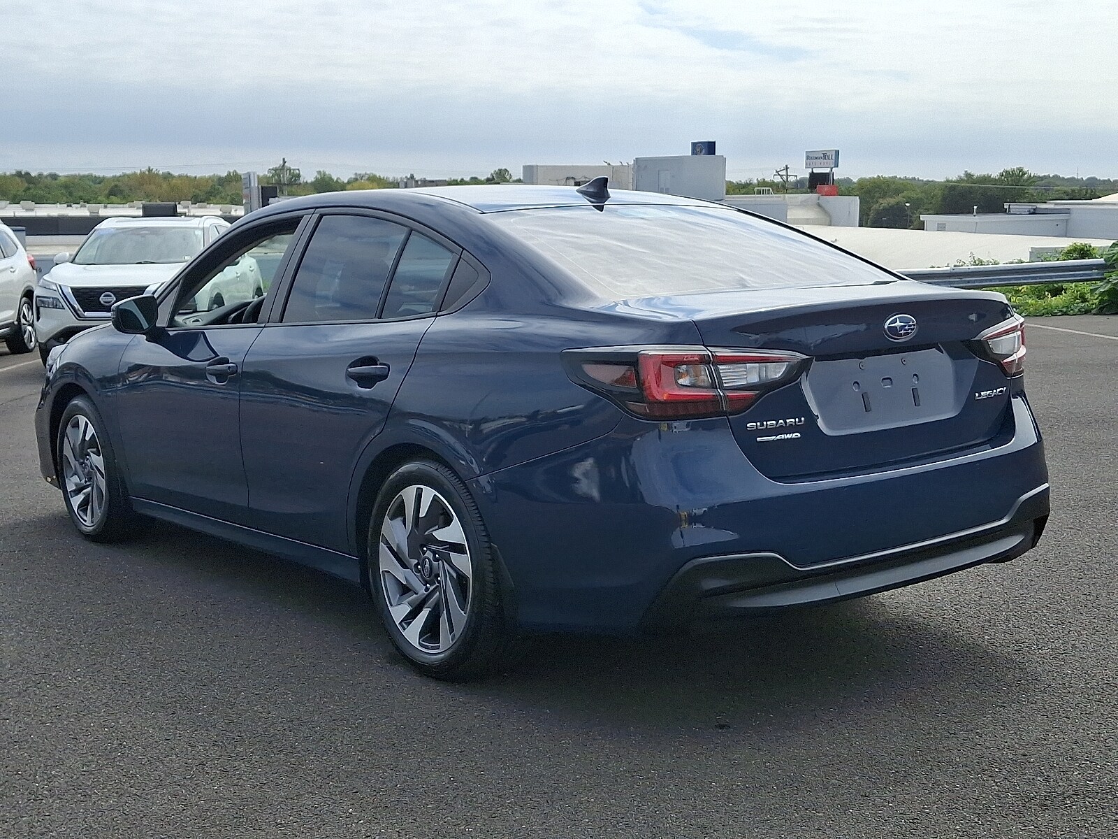 2023 Subaru Legacy Limited photo 2