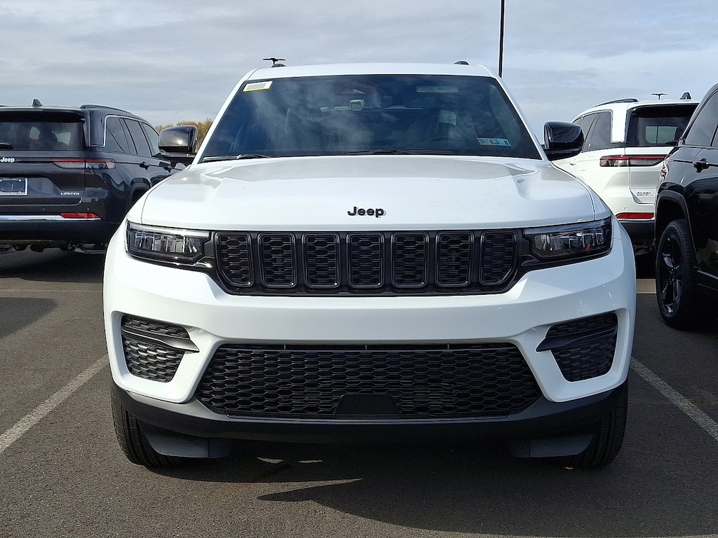 New 2025 Jeep Grand Cherokee Altitude X 4x4 Sport Utility