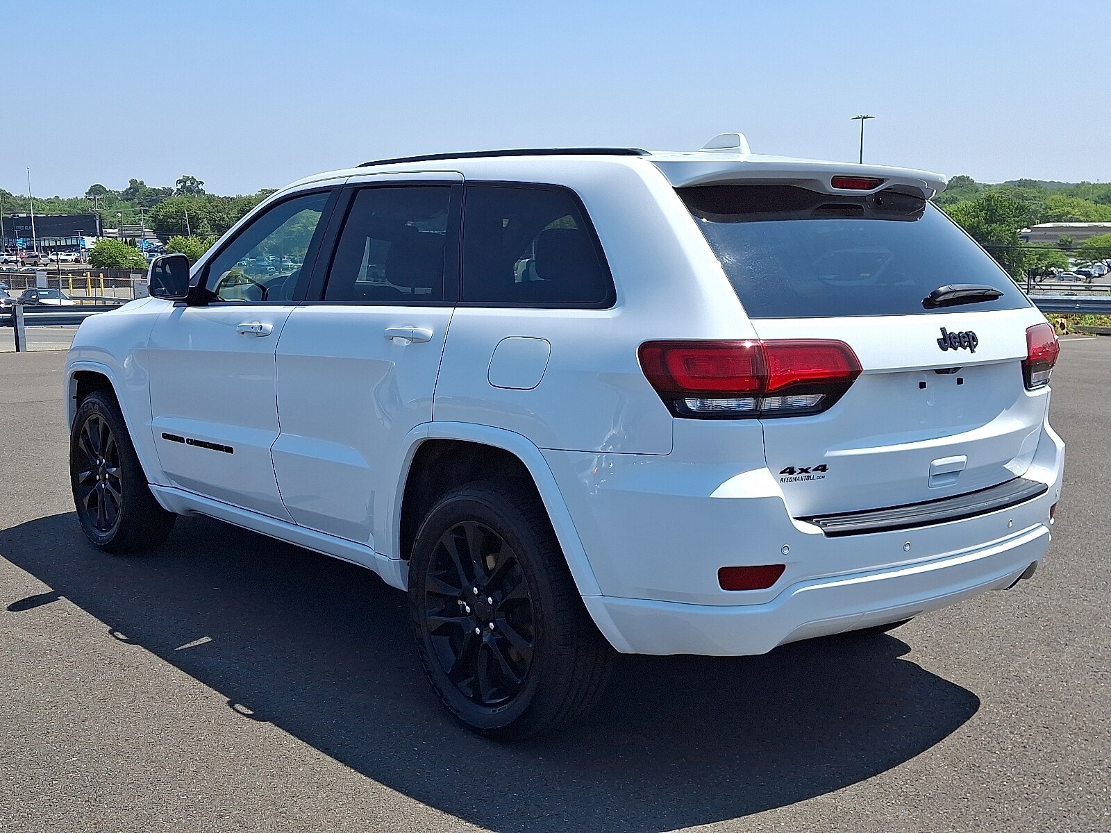 2022 Jeep Cherokee Laredo photo 4