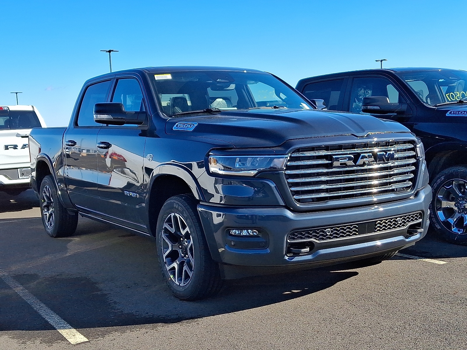 2026 RAM Ram 1500 Pickup Laramie's photo