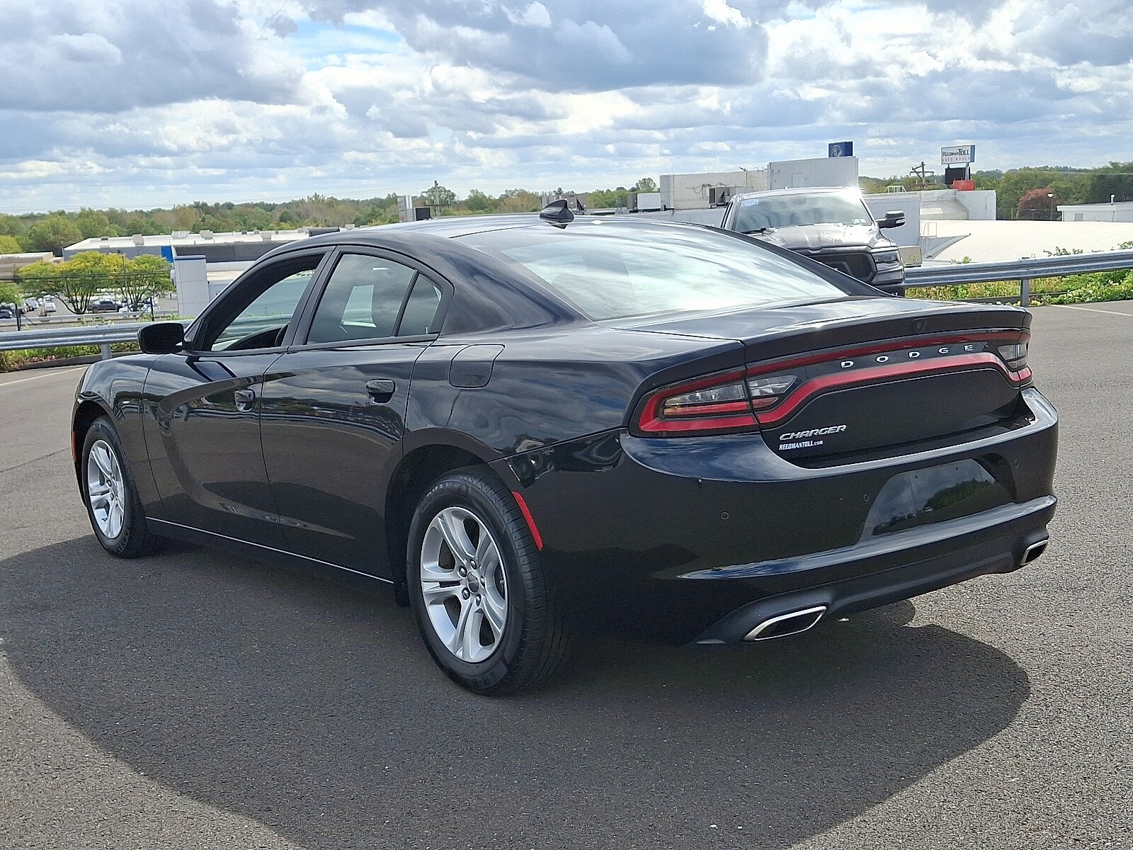 2023 Dodge Charger SXT photo 4