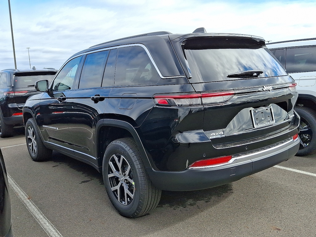 New 2025 Jeep Grand Cherokee Limited 4x4 Sport Utility