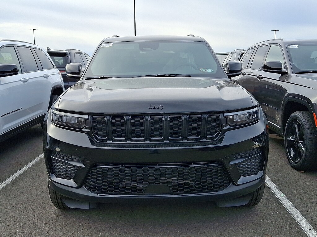 New 2025 Jeep Grand Cherokee Altitude X 4x4 Sport Utility