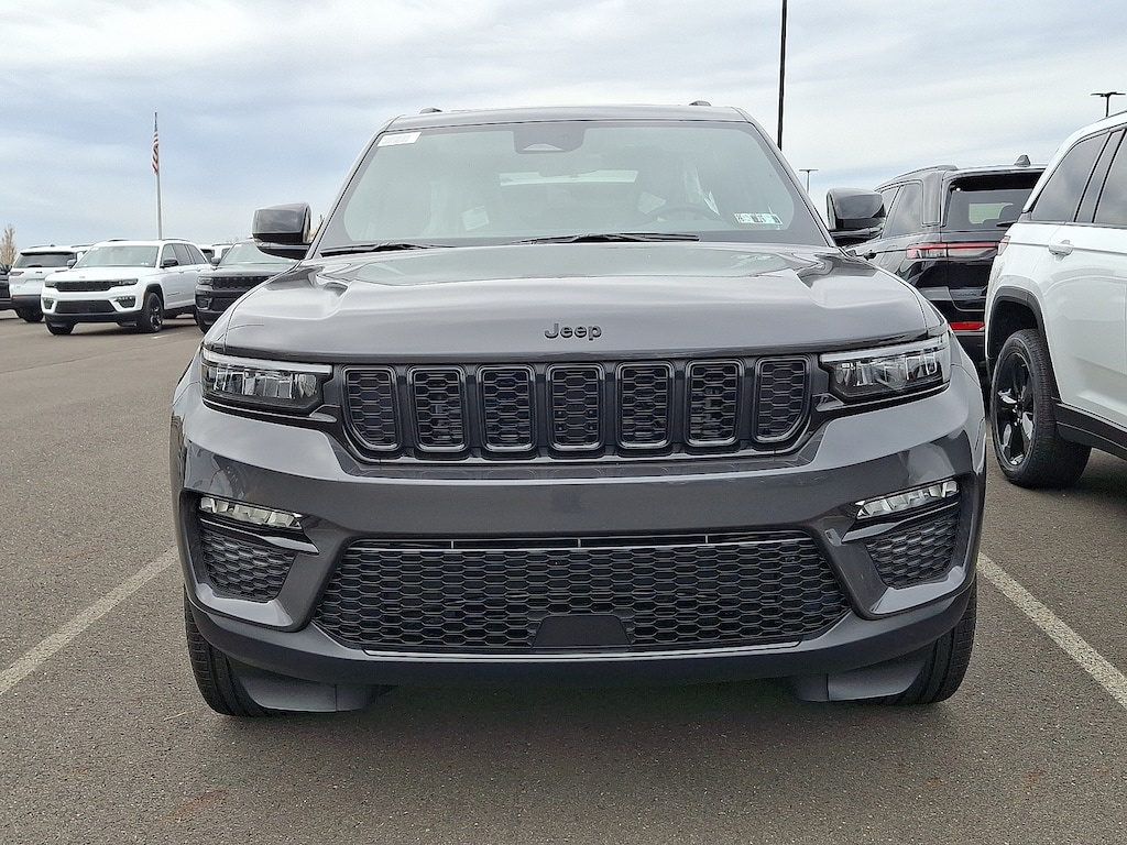 New 2025 Jeep Grand Cherokee Limited 4x4 Sport Utility