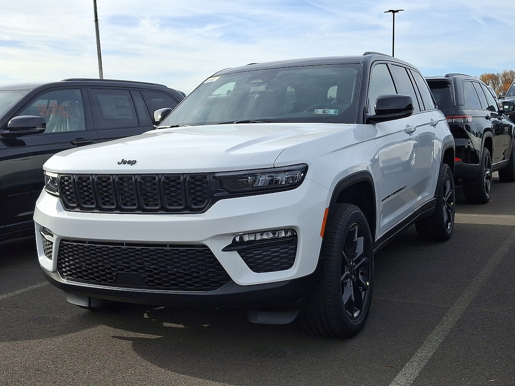 New 2025 Jeep Grand Cherokee Limited 4x4 Sport Utility