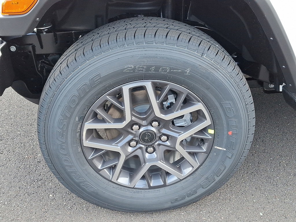 New 2026 Jeep Wrangler 4-Door Sahara 4x4 Sport Utility