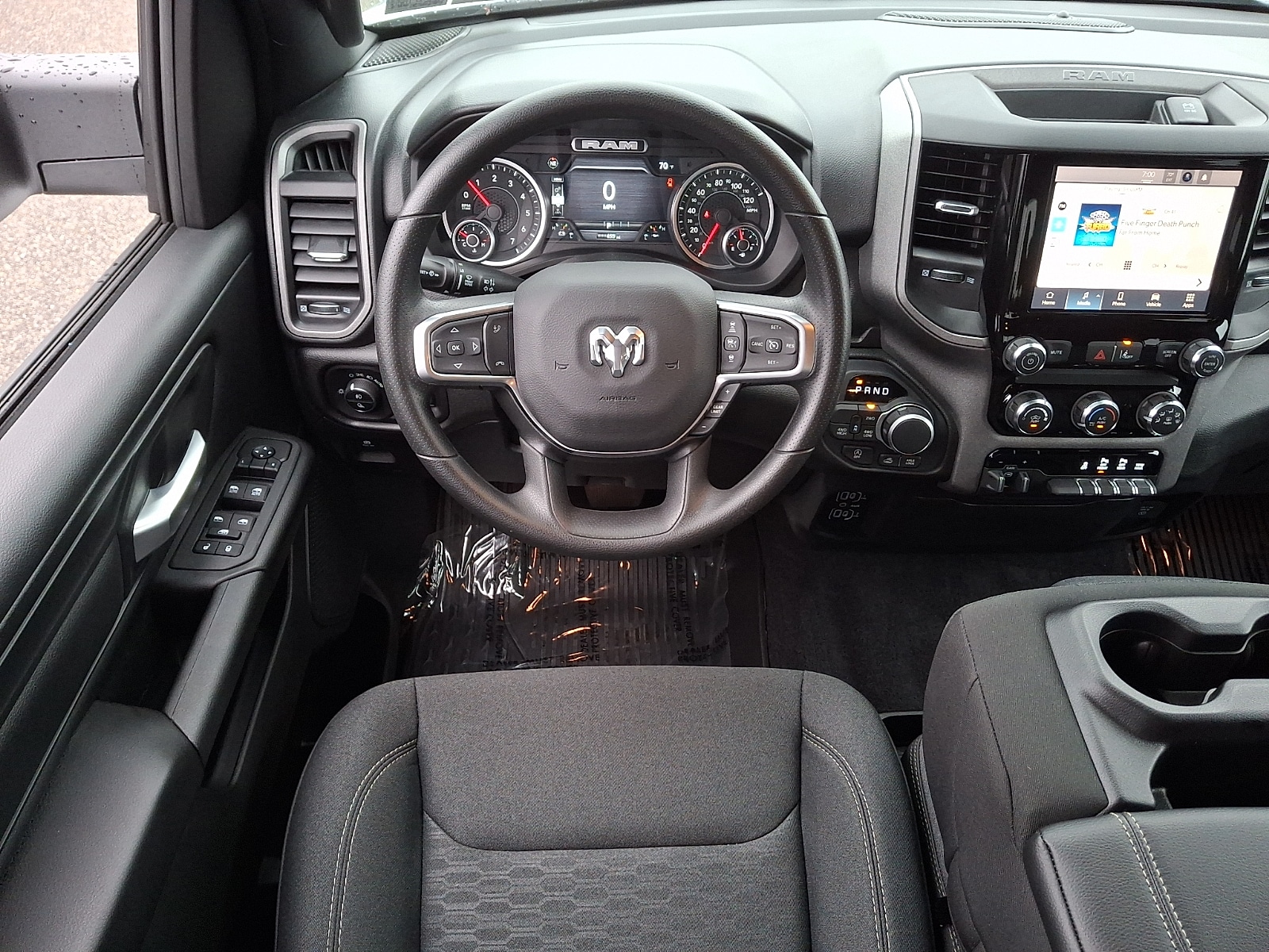 Photo 11
