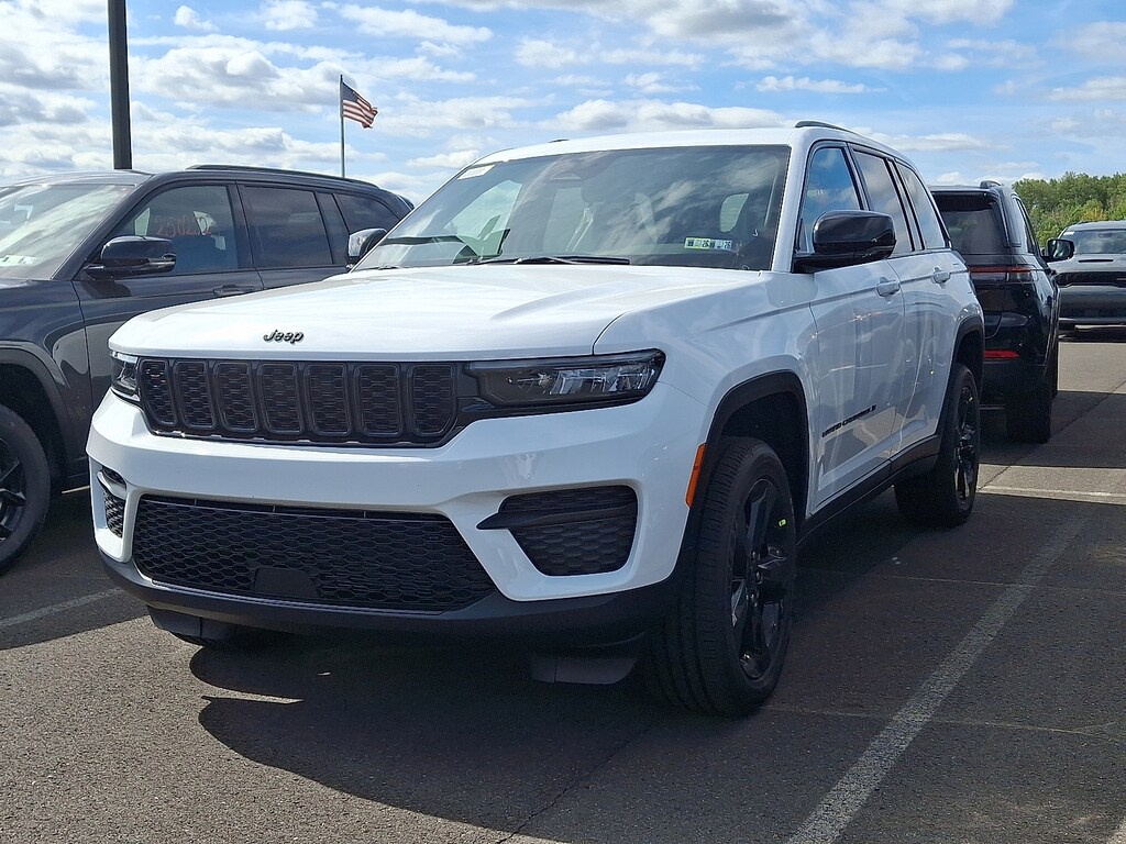 New 2025 Jeep Grand Cherokee Altitude X 4x4 Sport Utility