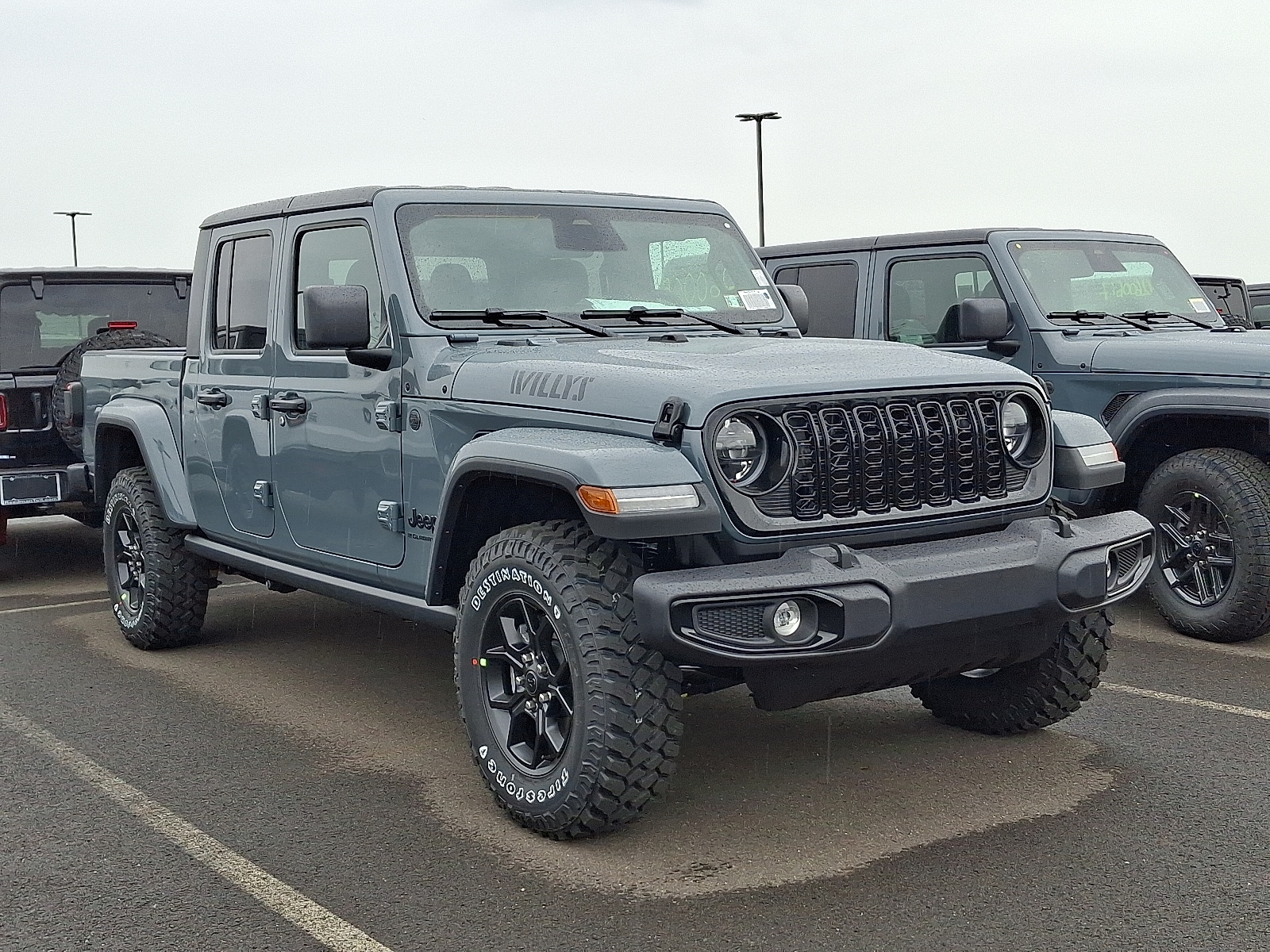 2026 Jeep Gladiator Willys's photo