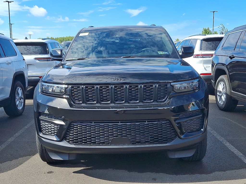 New 2025 Jeep Grand Cherokee Altitude X 4x4 Sport Utility