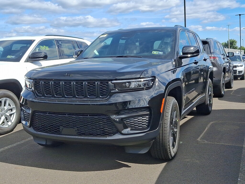 New 2025 Jeep Grand Cherokee Altitude X 4x4 Sport Utility