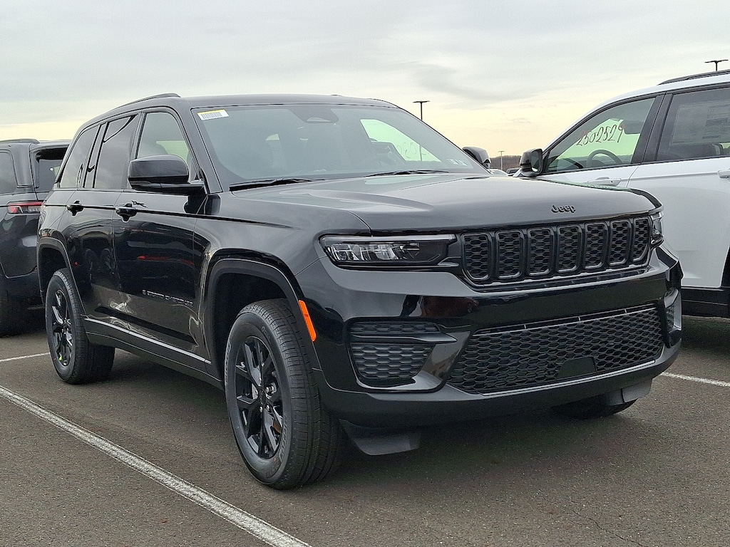 New 2025 Jeep Grand Cherokee Altitude X 4x4 Sport Utility