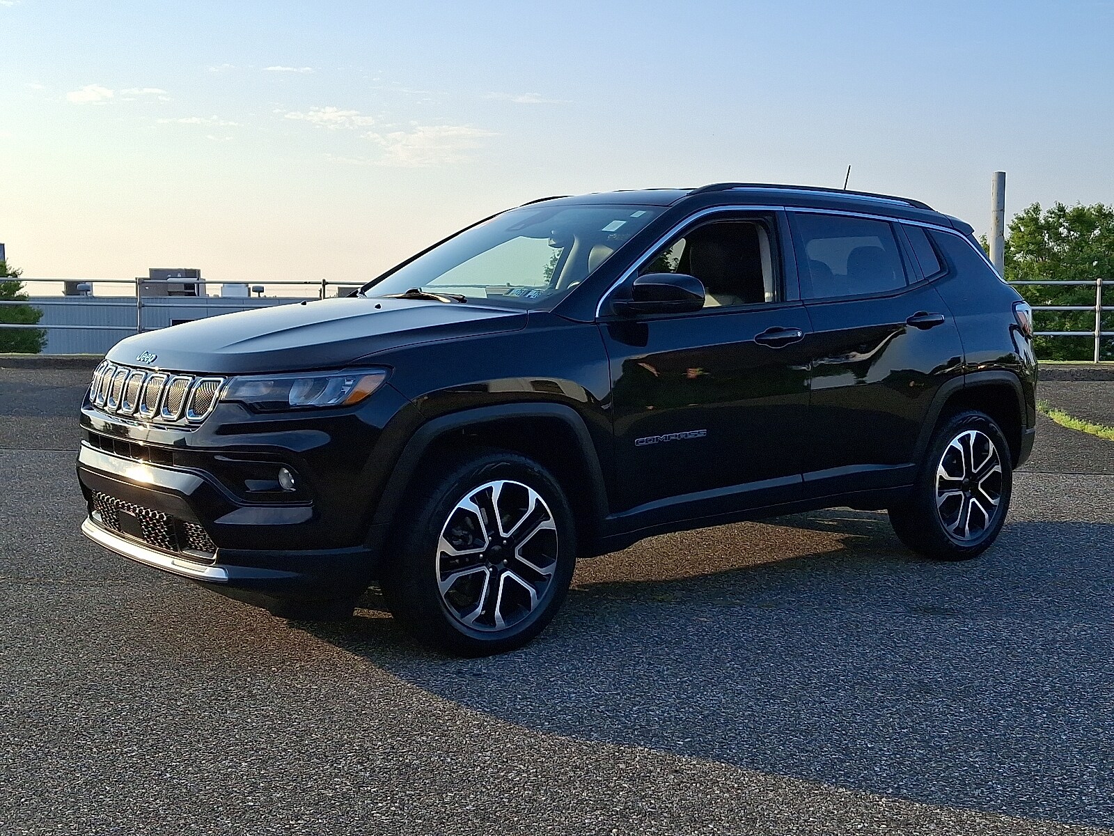 2022 Jeep Compass Limited photo 3