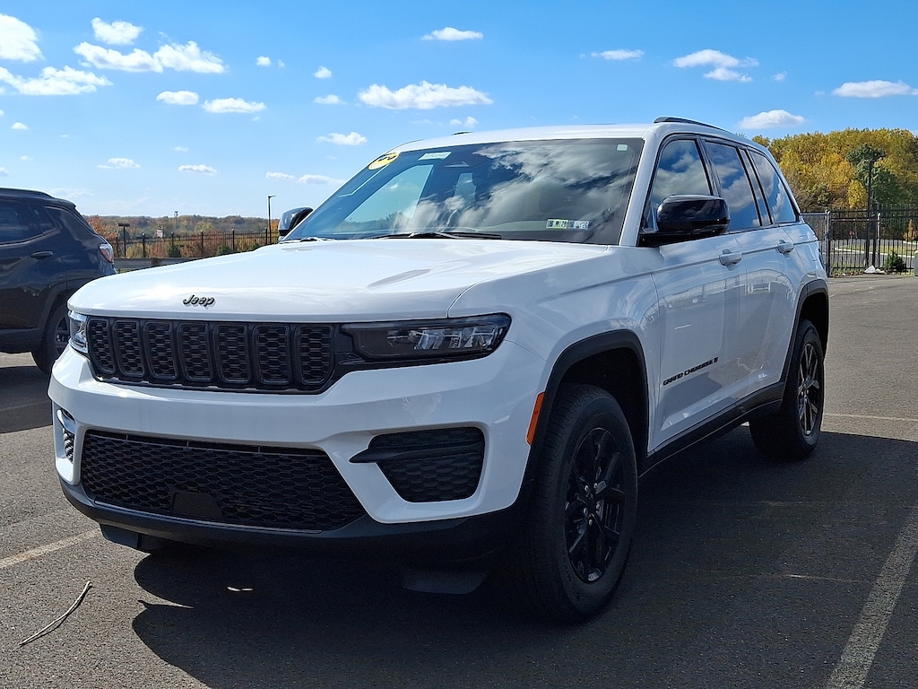 New 2025 Jeep Grand Cherokee Altitude X 4x4 Sport Utility