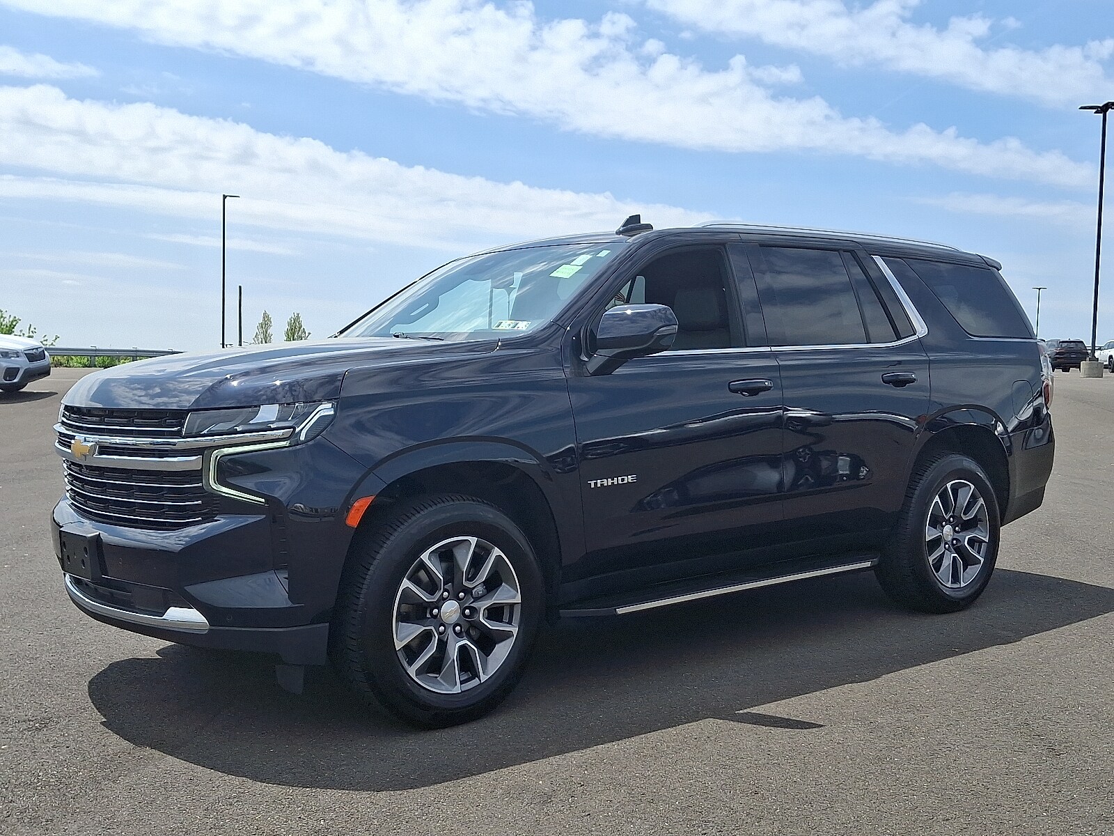 2023 Chevrolet Tahoe LT photo 3