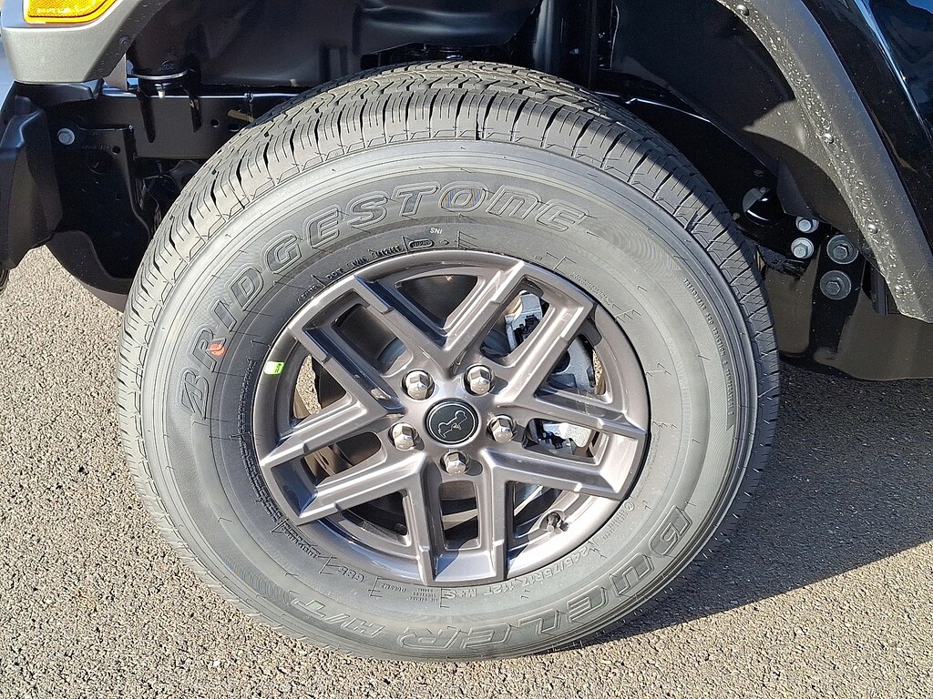 New 2026 Jeep Gladiator Sport S 4x4 Pickup