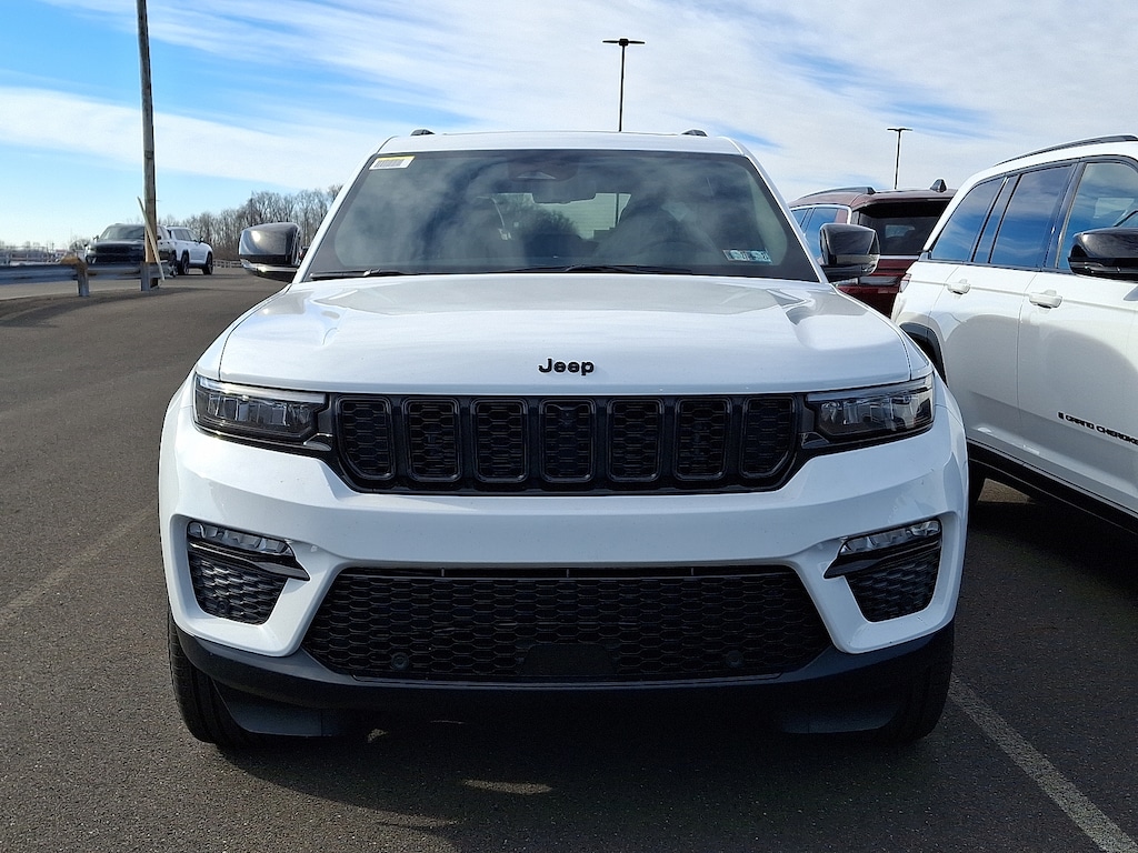 New 2025 Jeep Grand Cherokee Limited Sport Utility
