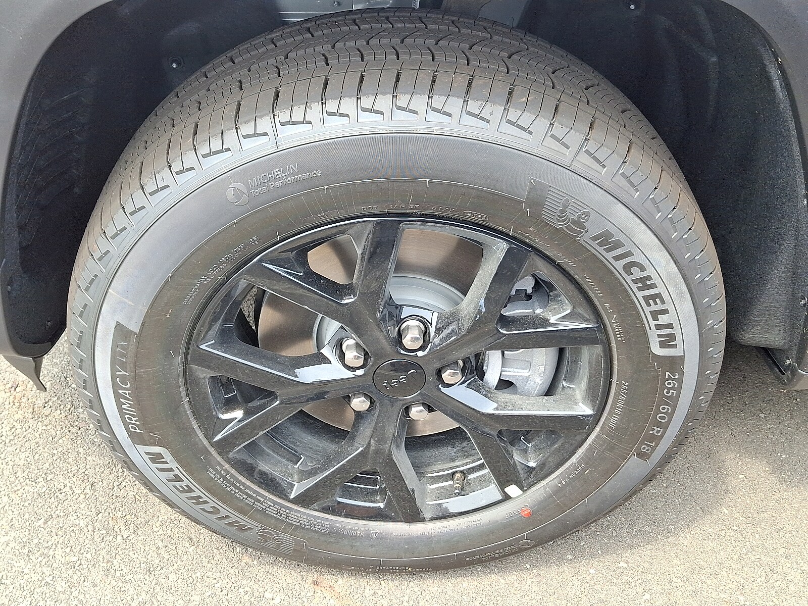 2025 Jeep Grand Cherokee Altitude photo 4