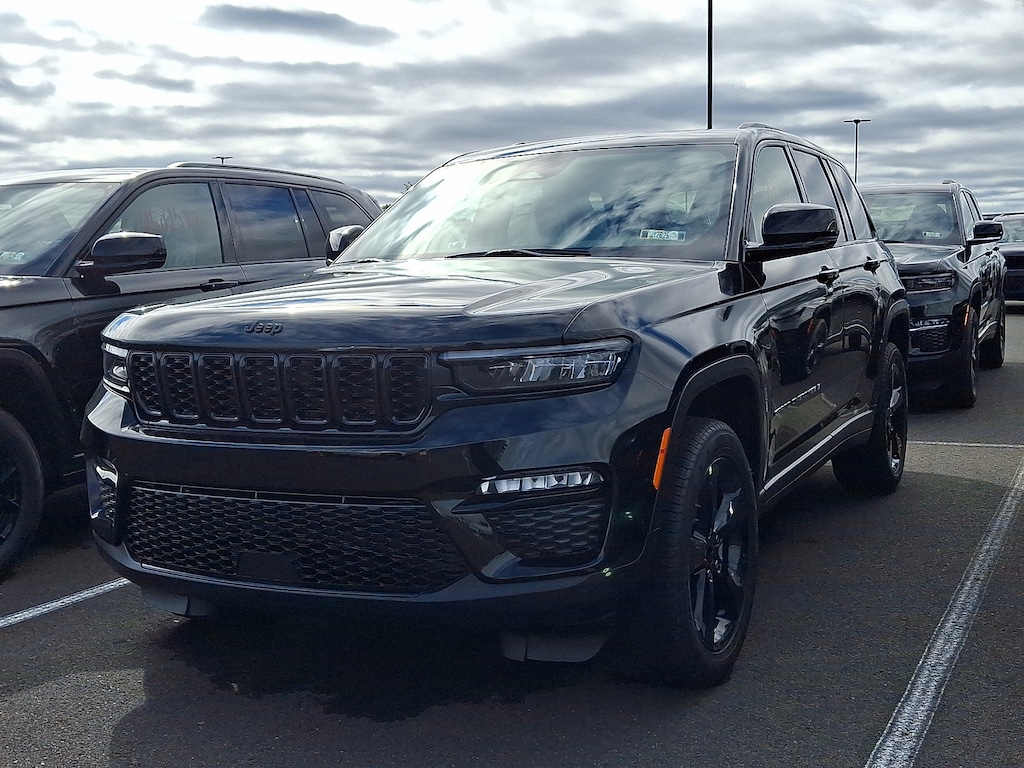 New 2025 Jeep Grand Cherokee Limited 4x4 Sport Utility