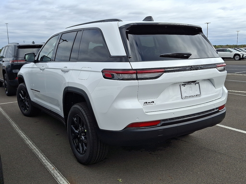 New 2025 Jeep Grand Cherokee Altitude X 4x4 Sport Utility
