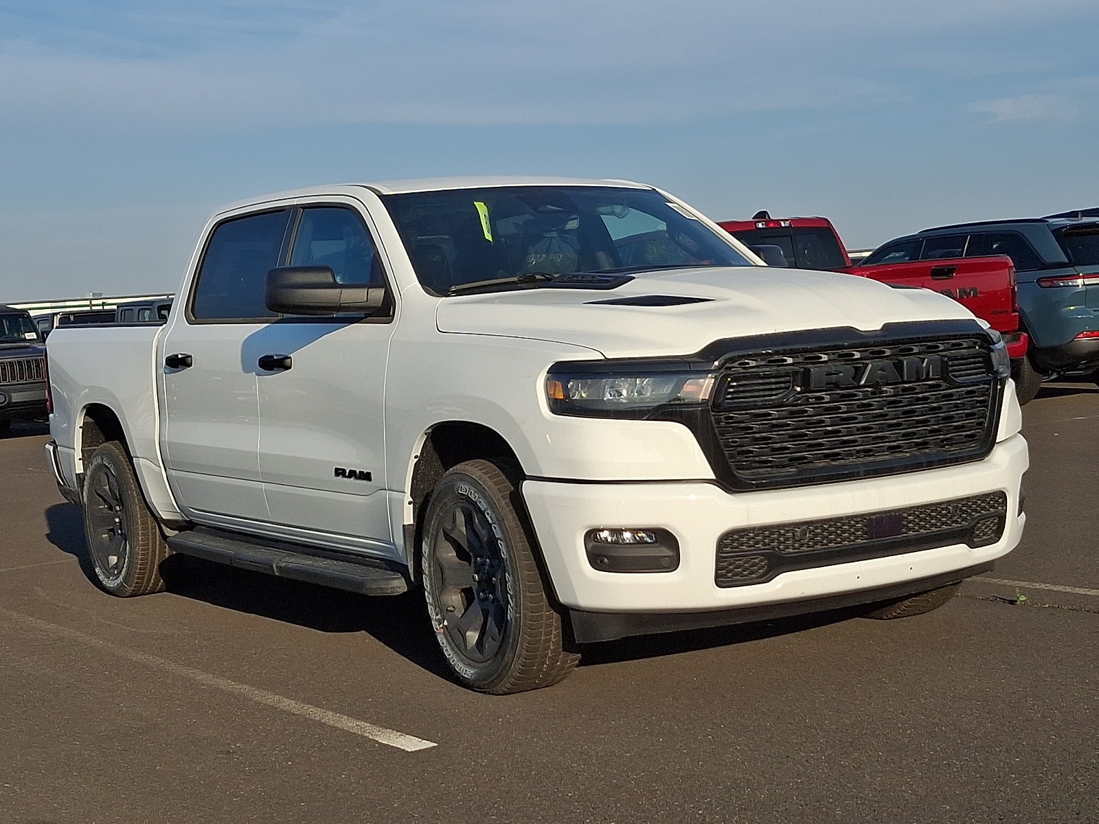 2026 RAM 1500 Express 4x4 Crew Cab 5'7's photo