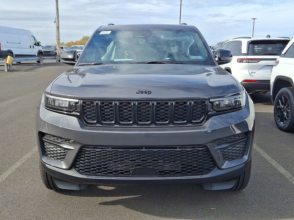 New 2025 Jeep Grand Cherokee Altitude X 4x4 Sport Utility