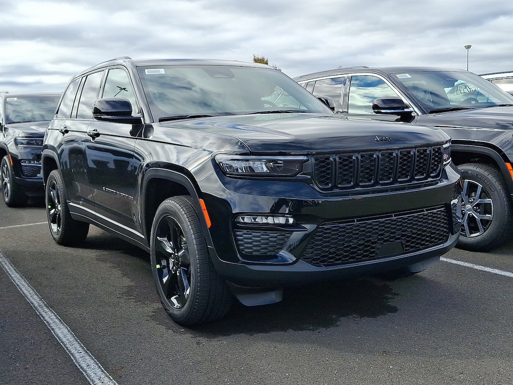 New 2025 Jeep Grand Cherokee Limited 4x4 Sport Utility