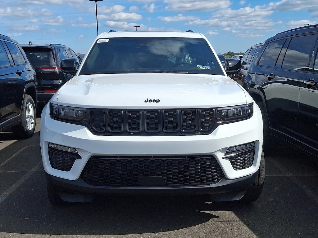 New 2025 Jeep Grand Cherokee Limited 4x4 Sport Utility